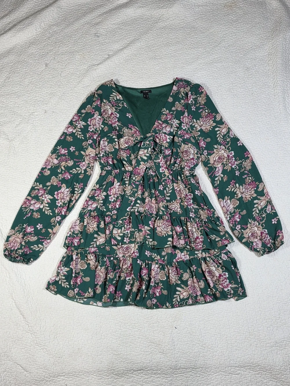 green dress from forever 21 Forever 21 | Dresses | Forever 2 Light Green Dress